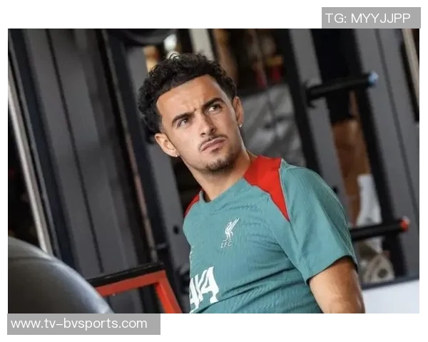 柯蒂斯琼斯谈比赛心态:胜利并非理所当然需要保持清醒头脑 柯蒂斯琼斯谈比赛心态:胜利并非理所当然需要保持清醒头脑