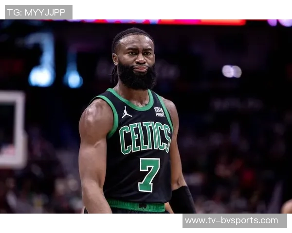 杰伦布朗直言AI泛滥发际线粉蹭对手引发热议 杰伦布朗直言AI泛滥发际线粉蹭对手引发热议