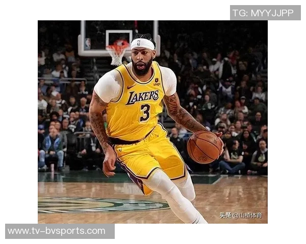 浓眉因腿部伤势缺席周日对活塞比赛球队面临严峻考验 浓眉因腿部伤势缺席周日对活塞比赛球队面临严峻考验