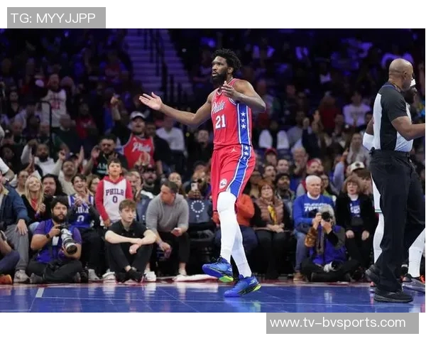 76人客场挑战雄鹿恩比德因伤缺阵马克西有望出战助力球队 76人客场挑战雄鹿恩比德因伤缺阵马克西有望出战助力球队